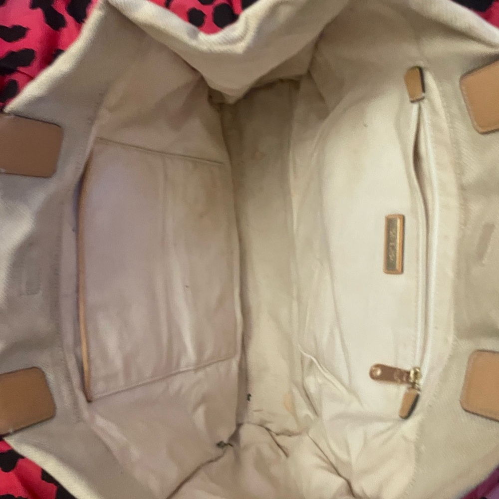 Tory Burch Beige and Tan Tote Bag - Picture 3 of 3